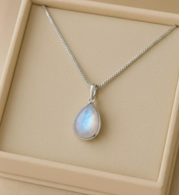 20ad2ac2-f46f-4807-b257-c36cea11a1f9 Moonstone Pendant Necklace - Image 1